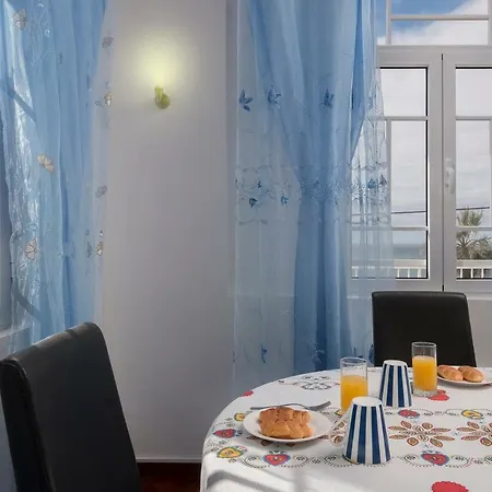 Апартаменты Captain's House *